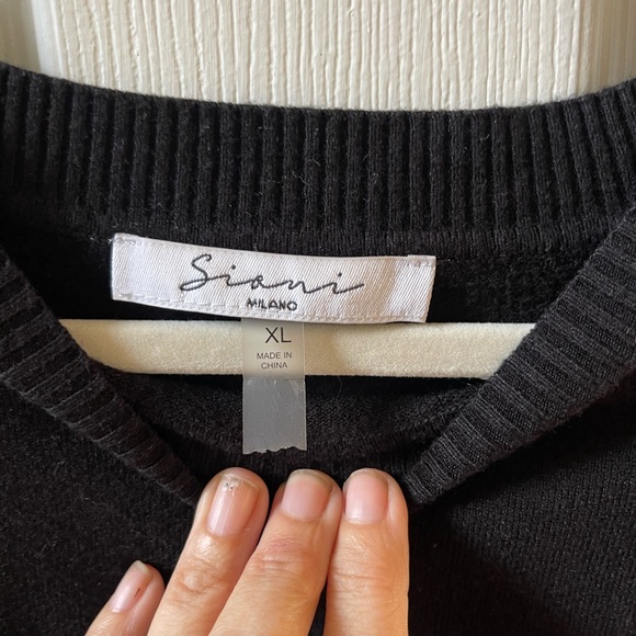 Siani Milano size XL top. - Picture 6 of 6